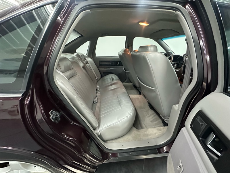 Chevrolet Impala SS Base 1995