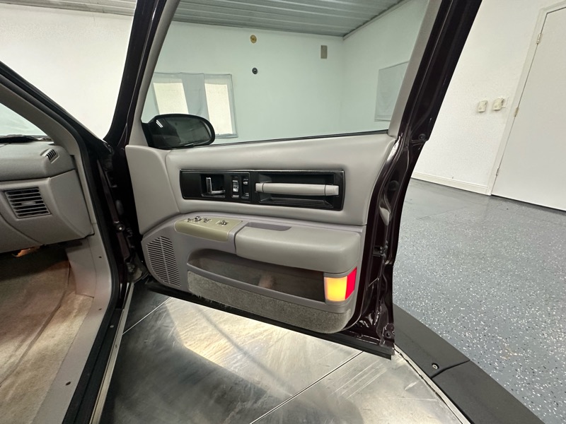 Chevrolet Impala SS Base 1995