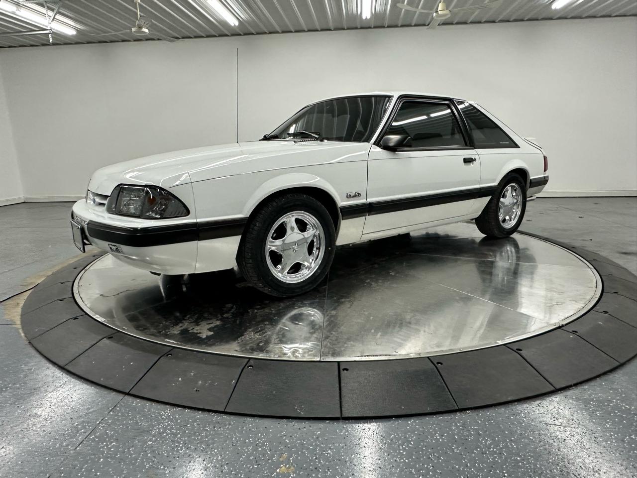 1987 Ford Mustang LX 2-Door Hatchback