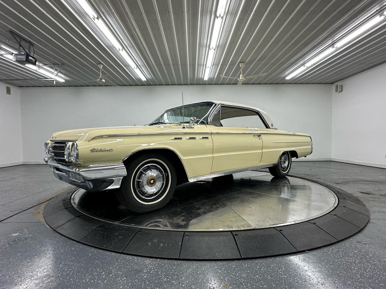 1962 Buick Wildcat 