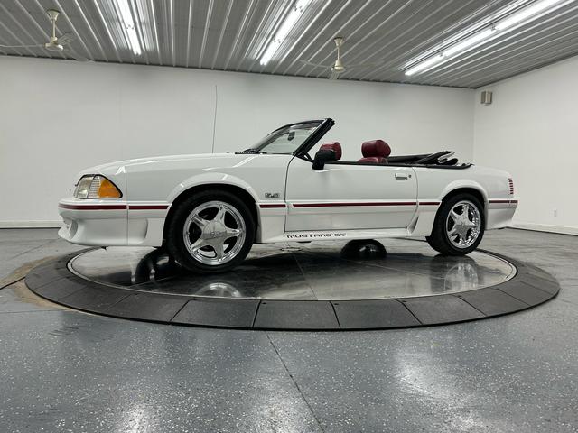 White 1988 Ford Mustang GT Convertible RWD Convertible Rear-Wheel Drive Automatic