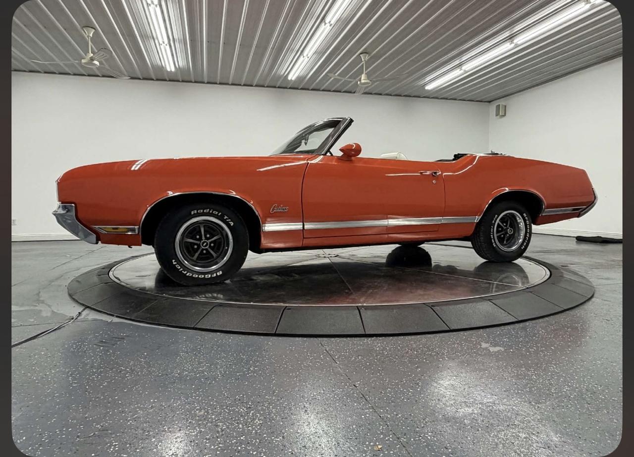 1970 Oldsmobile Cutlass Supreme 3