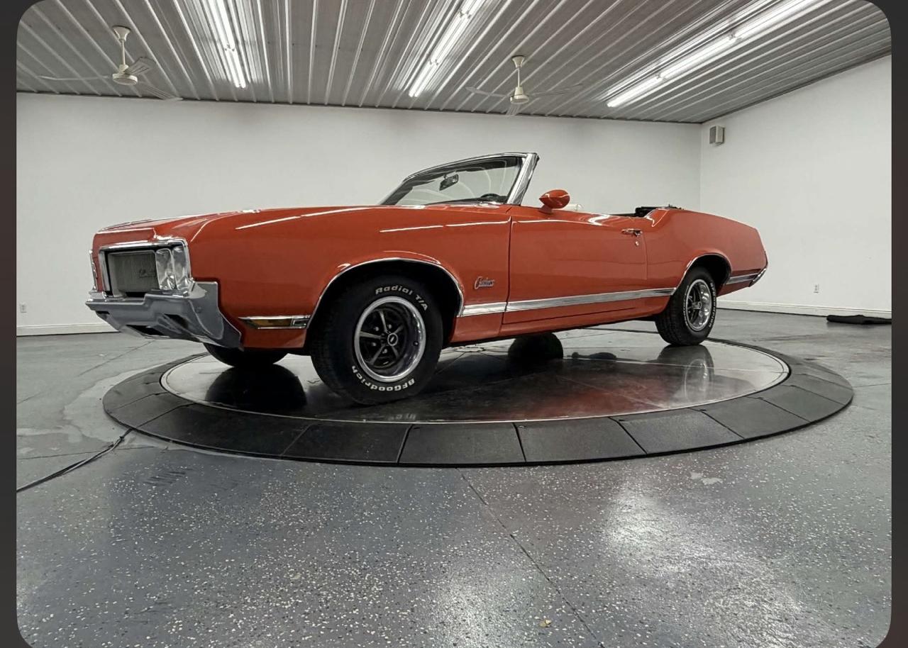 1970 Oldsmobile Cutlass Supreme 5