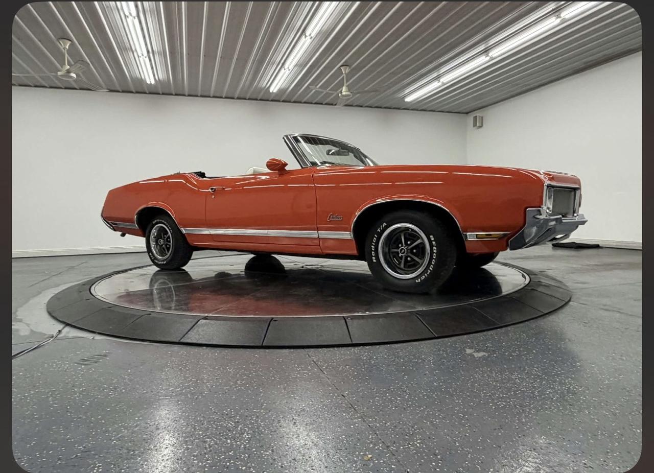 1970 Oldsmobile Cutlass Supreme 12