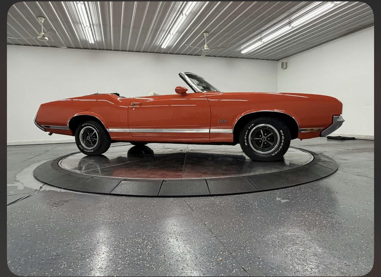 1970 Oldsmobile Cutlass Supreme 13