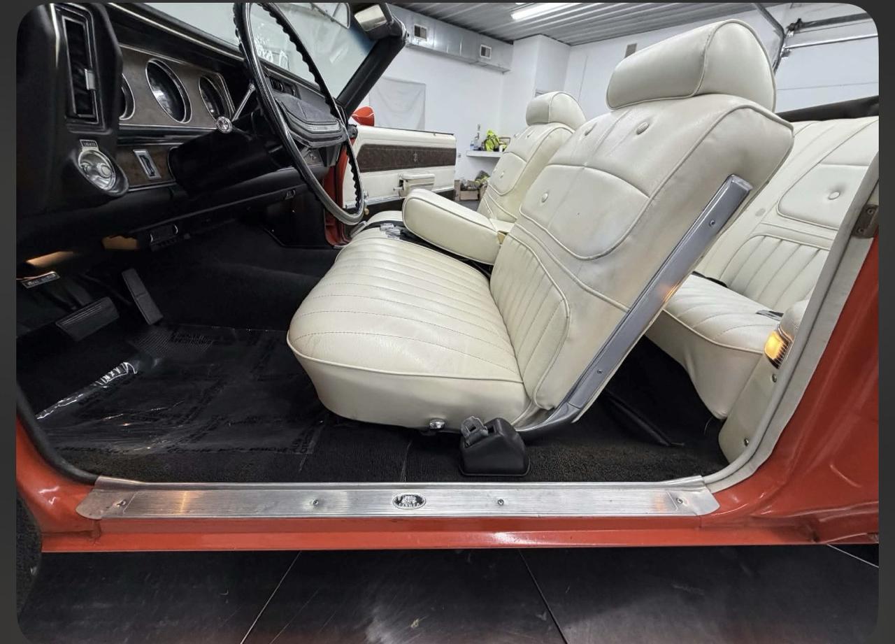 1970 Oldsmobile Cutlass Supreme 30