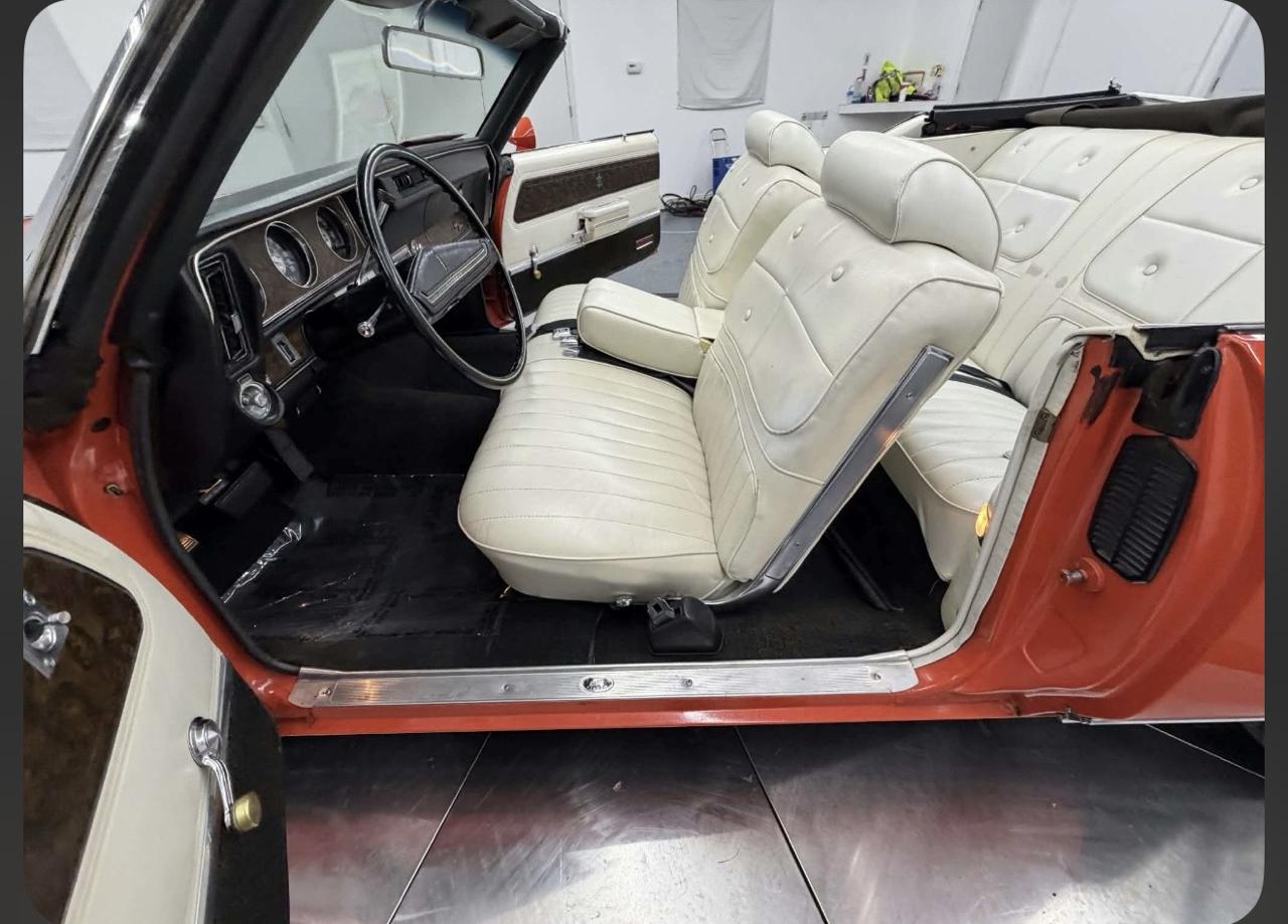 1970 Oldsmobile Cutlass Supreme 32