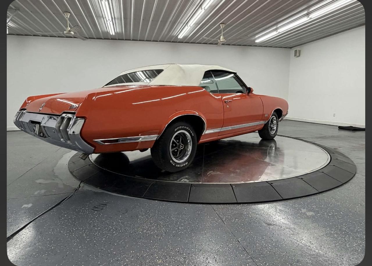 1970 Oldsmobile Cutlass Supreme 44