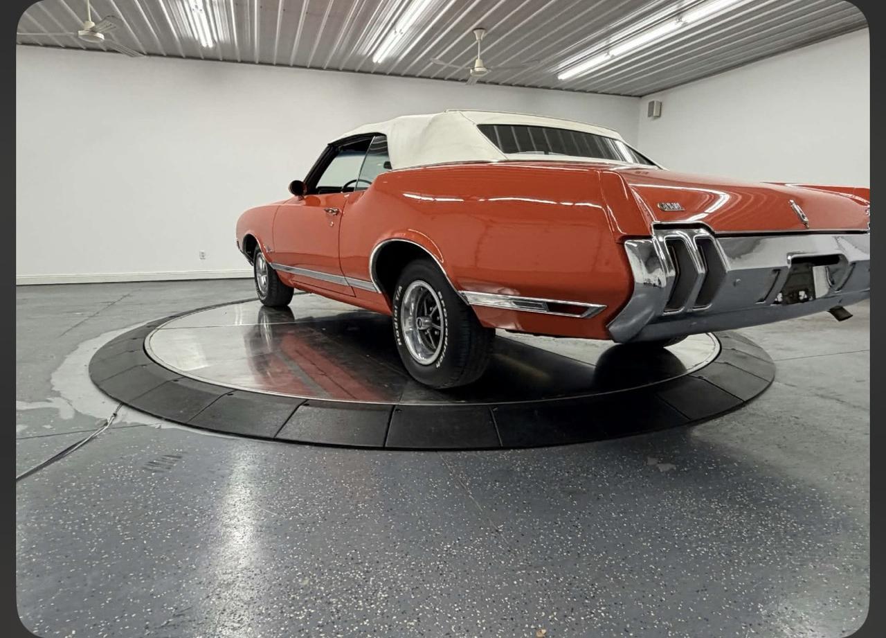 1970 Oldsmobile Cutlass Supreme 52