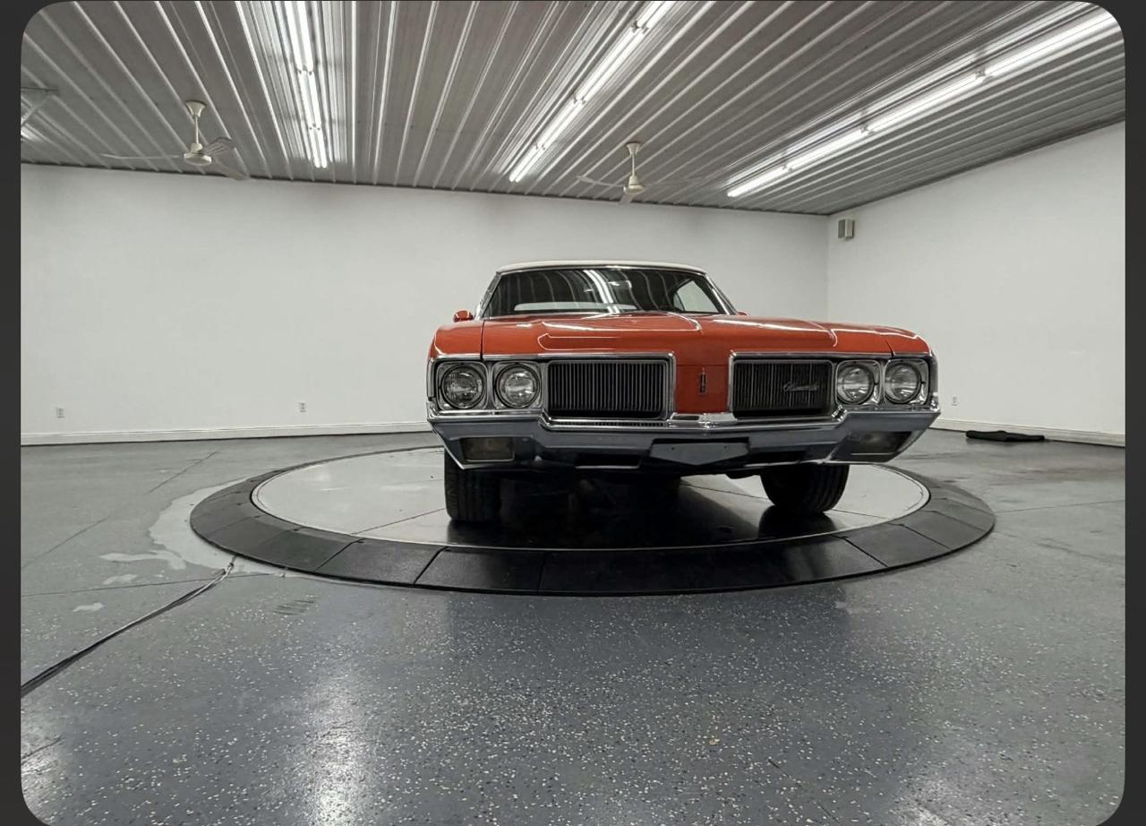 1970 Oldsmobile Cutlass Supreme 66