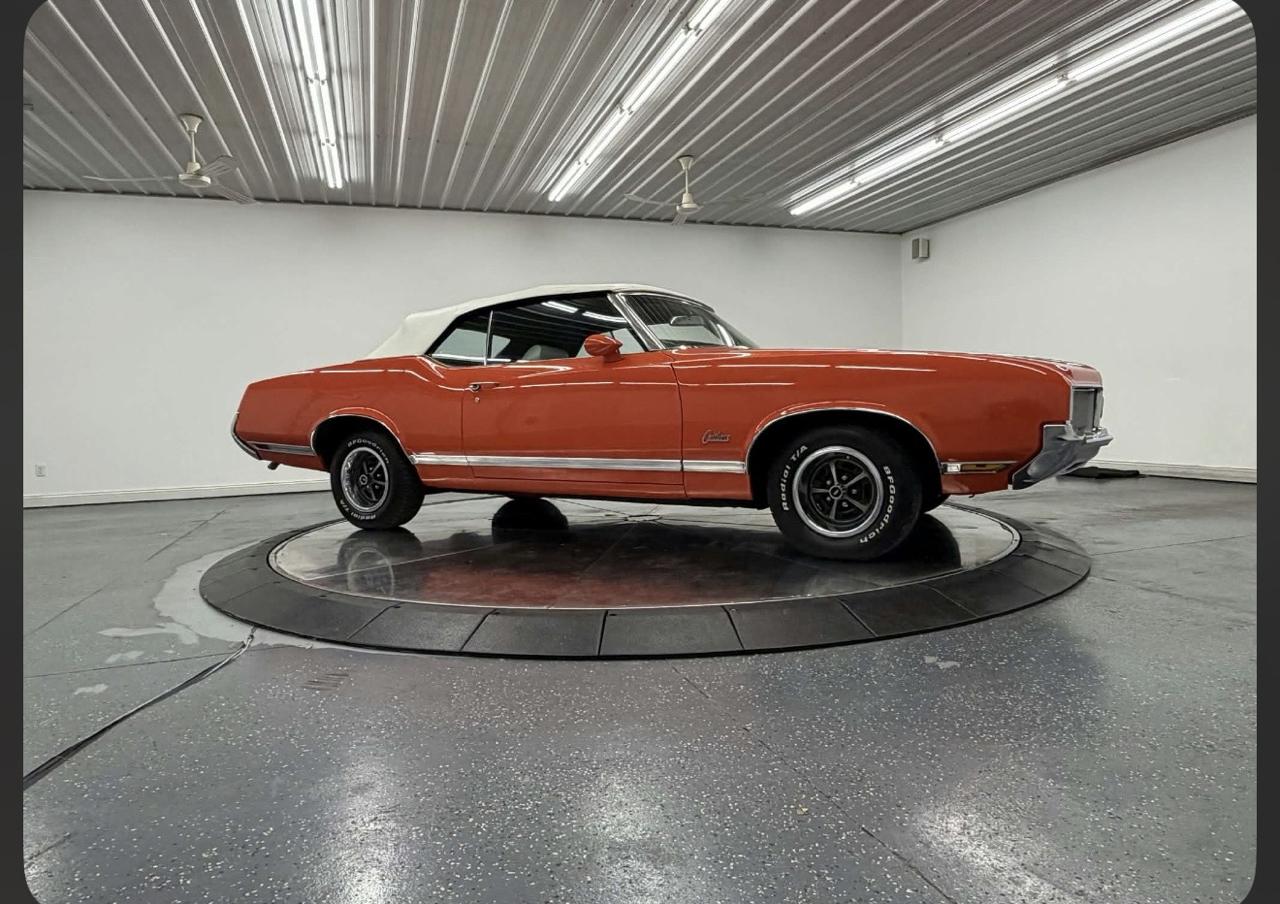 1970 Oldsmobile Cutlass Supreme 69