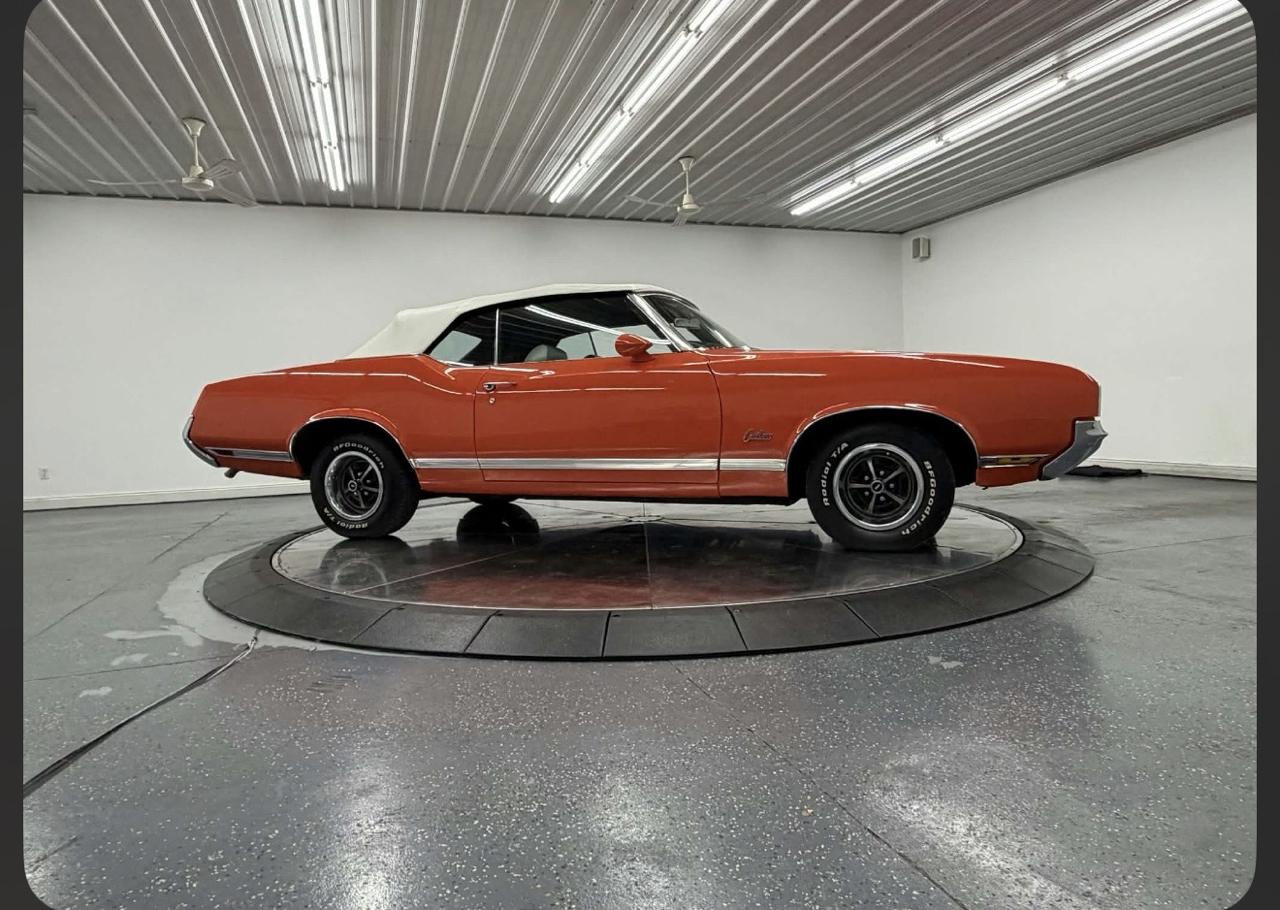 1970 Oldsmobile Cutlass Supreme 70