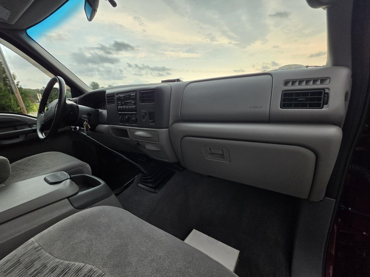 1999 Ford F-350 SD 54