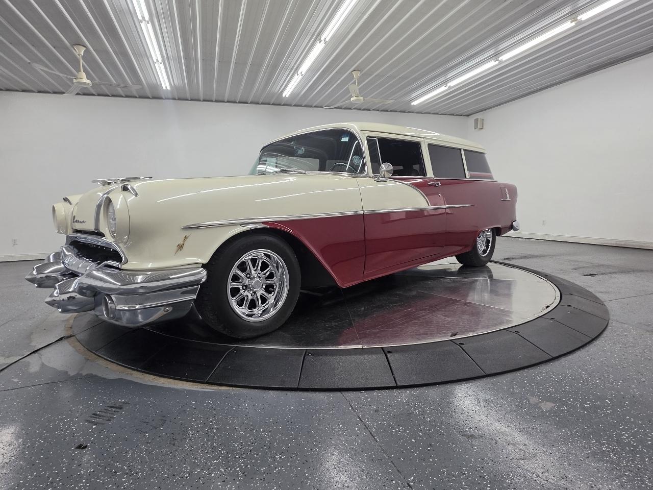 1956 Pontiac Chieftain 
