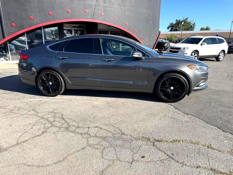 2017 Ford Fusion SE photo 4