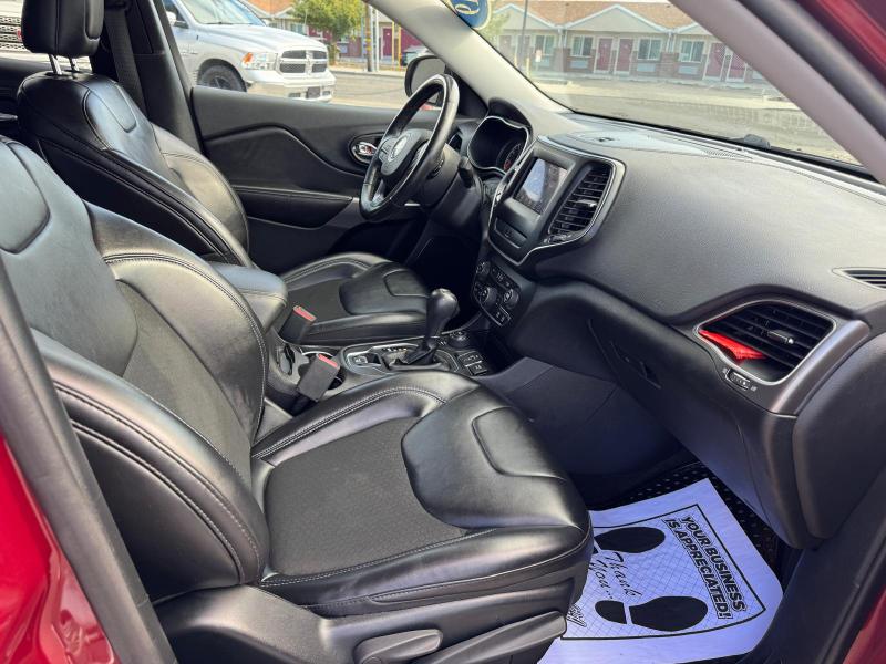 Jeep Cherokee Latitude Plus 4WD 2019 Jeep Cherokee Latitude Plus 4WD 2019