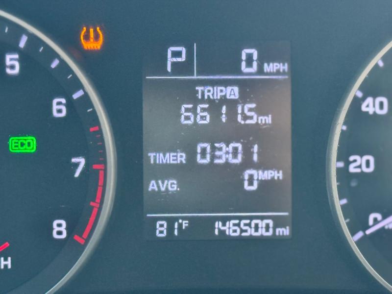 Hyundai Elantra SE 6AT 2017 Hyundai Elantra SE 6AT 2017