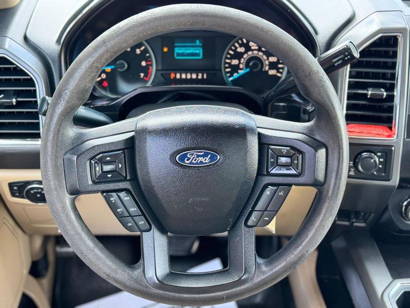 Ford F-150 XLT SuperCab 6.5-ft. Bed 4WD 2015 Ford F-150 XLT SuperCab 6.5-ft. Bed 4WD 2015