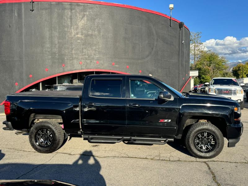 2017 Chevrolet Silverado 1500 LT photo 4