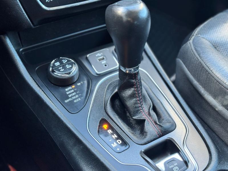 Jeep Cherokee Trailhawk 4WD 2019 Jeep Cherokee Trailhawk 4WD 2019