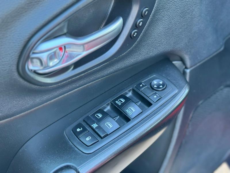 Jeep Cherokee Trailhawk 4WD 2019 Jeep Cherokee Trailhawk 4WD 2019