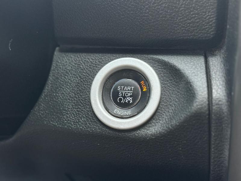 RAM 1500 Sport Crew Cab SWB 4WD 2014