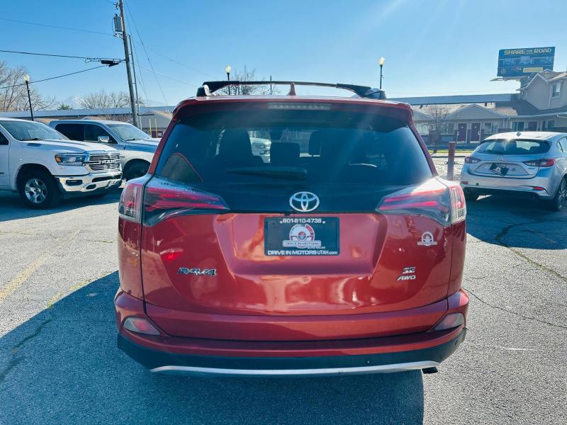 Toyota RAV4 SE 4WD 2016