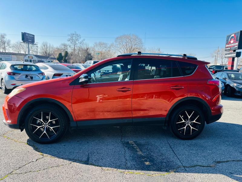 Toyota RAV4 SE 4WD 2016