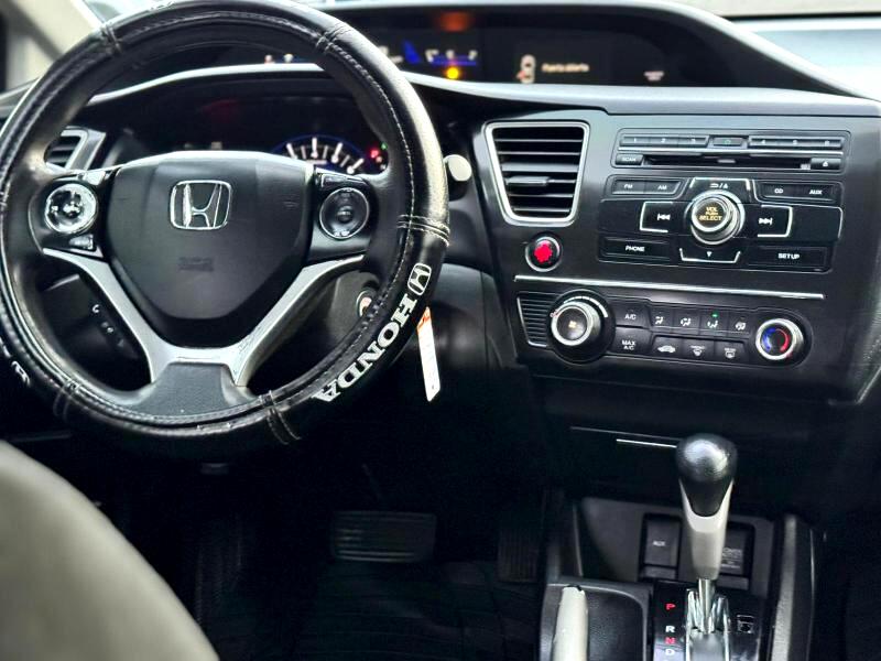 Honda Civic LX Sedan 5-Speed AT 2013