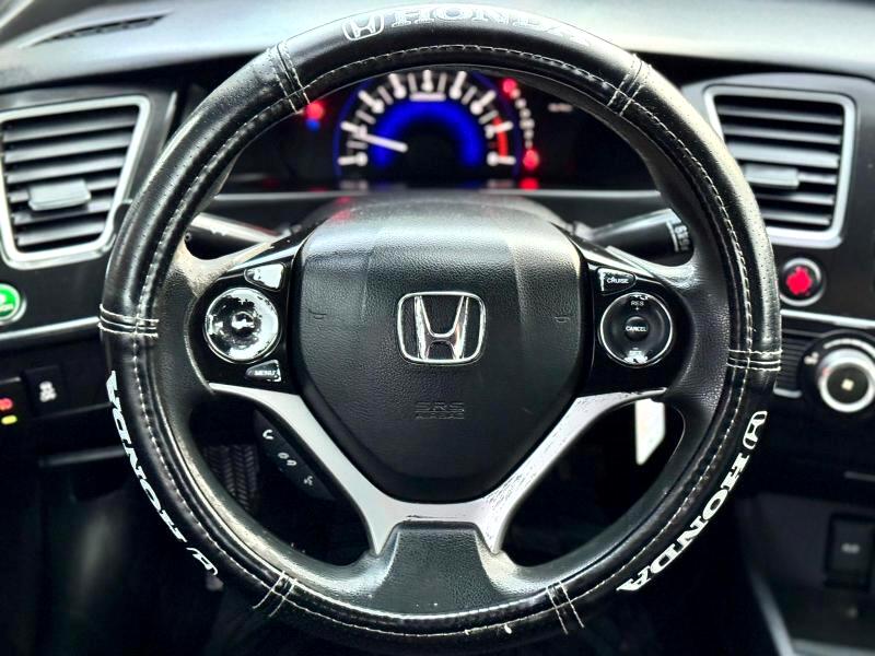 Honda Civic LX Sedan 5-Speed AT 2013