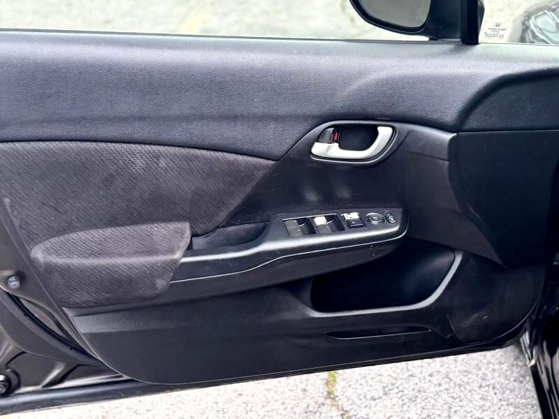 Honda Civic LX Sedan 5-Speed AT 2013