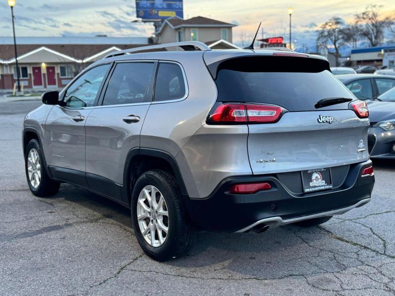 Jeep Cherokee Latitude 4WD 2014