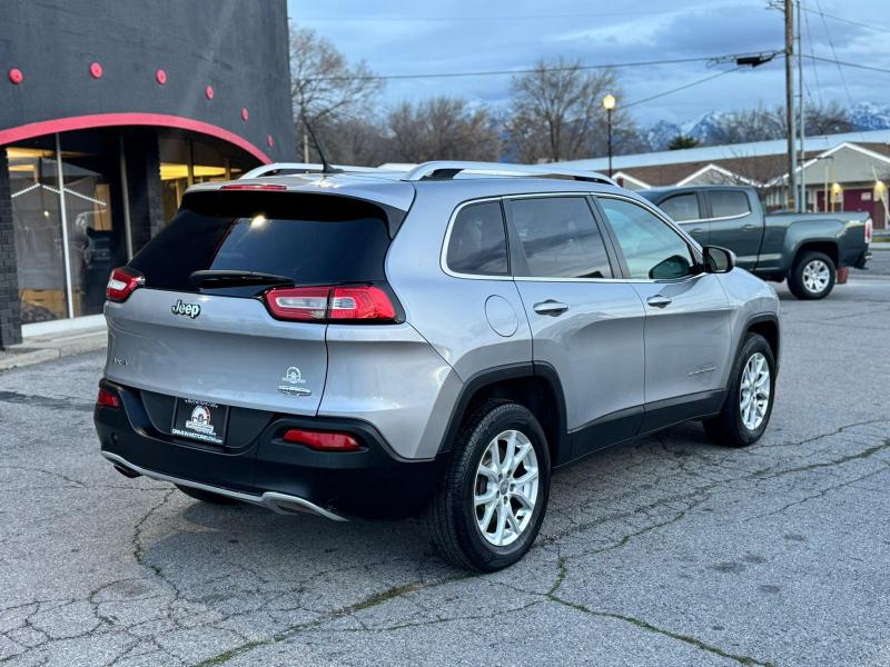 Jeep Cherokee Latitude 4WD 2014