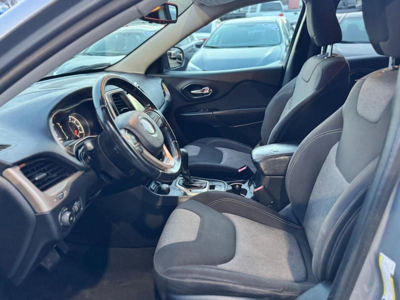 Jeep Cherokee Latitude 4WD 2014