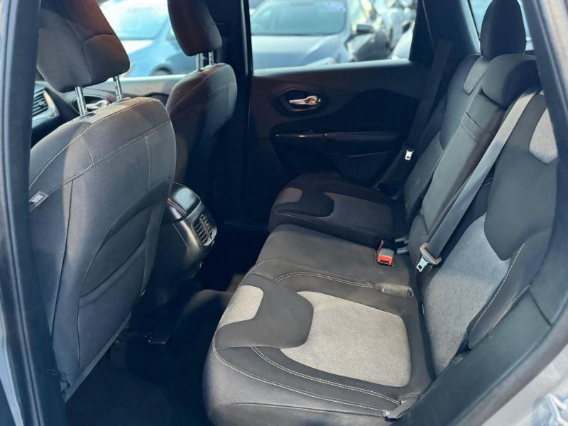 Jeep Cherokee Latitude 4WD 2014