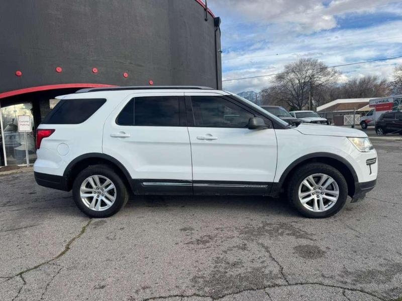 Ford Explorer XLT 4WD 2019