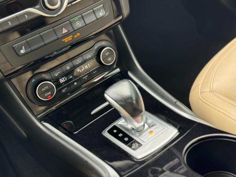 Infiniti QX30 Luxury AWD 2018