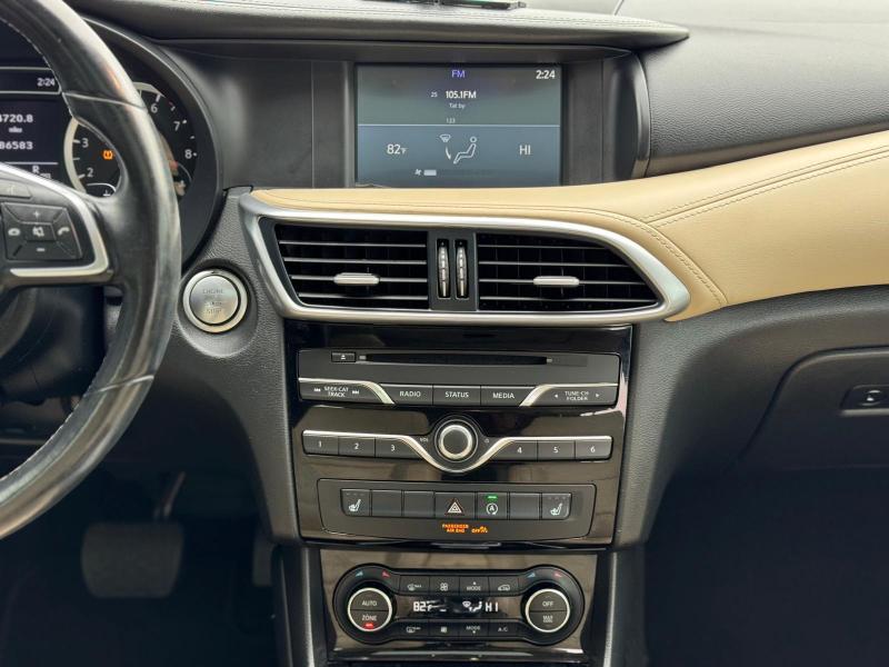 Infiniti QX30 Luxury AWD 2018