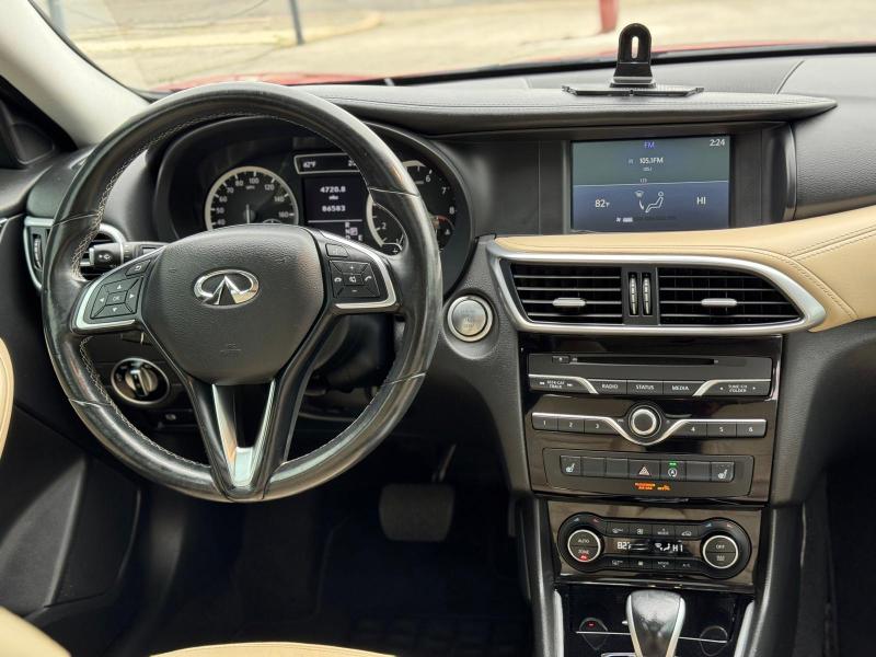 Infiniti QX30 Luxury AWD 2018