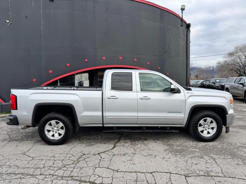 GMC Sierra 1500 SLE Double Cab 4WD 2015
