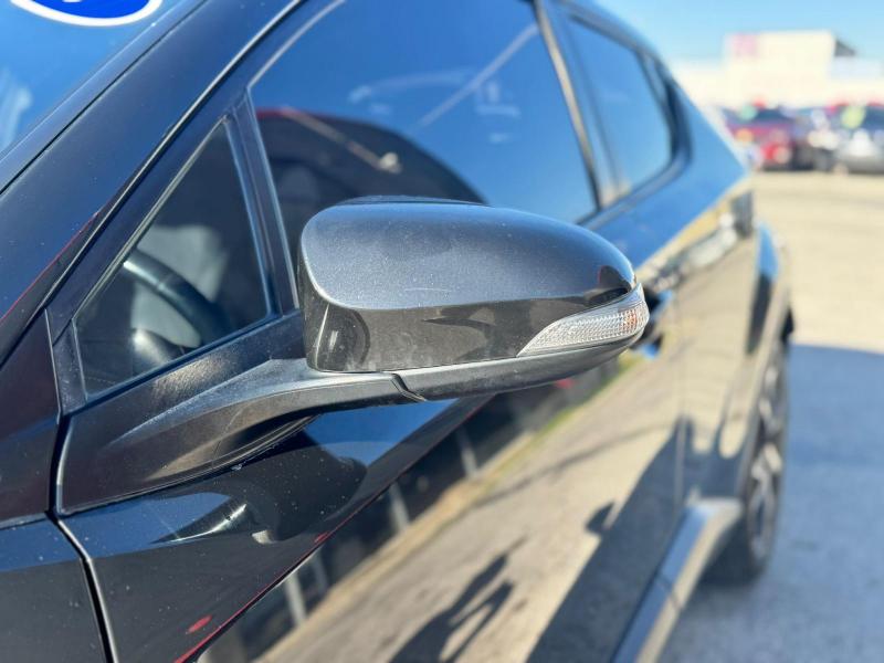 Toyota C-HR XLE 2018