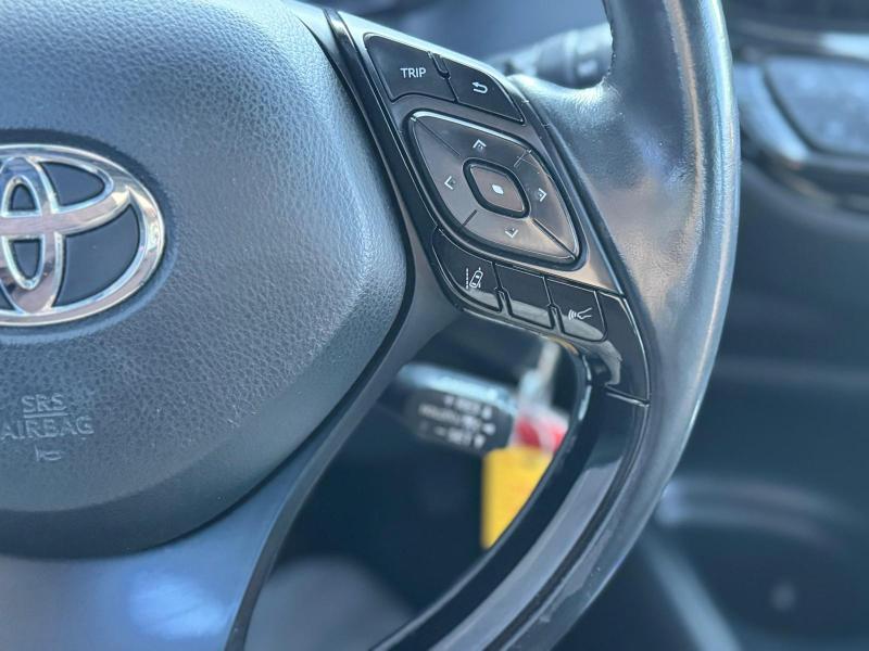 Toyota C-HR XLE 2018