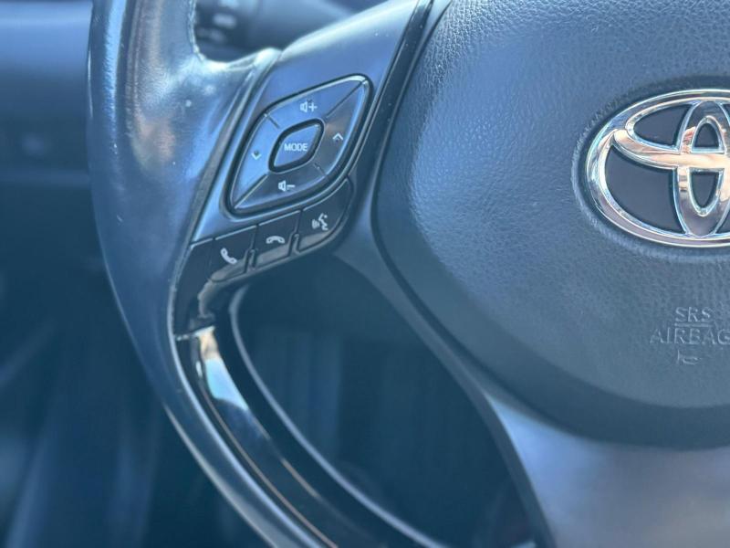 Toyota C-HR XLE 2018