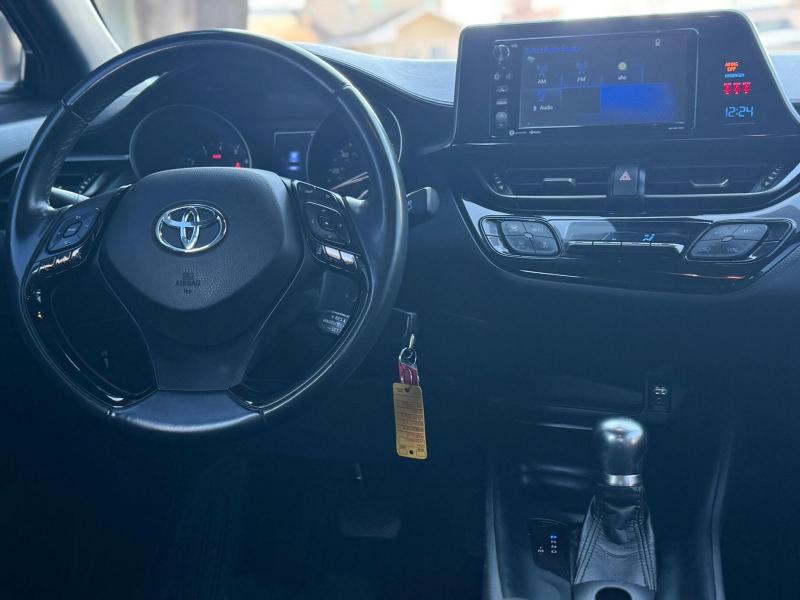 Toyota C-HR XLE 2018