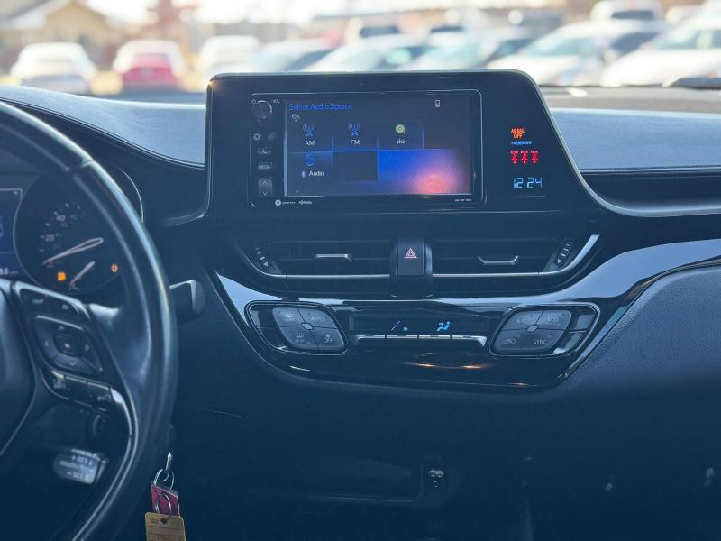 Toyota C-HR XLE 2018