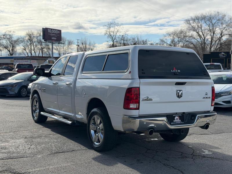 RAM 1500 SLT Quad Cab 4WD 2015