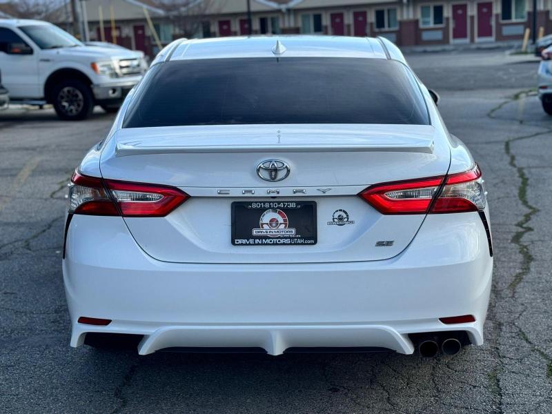 Toyota Camry XLE 2019