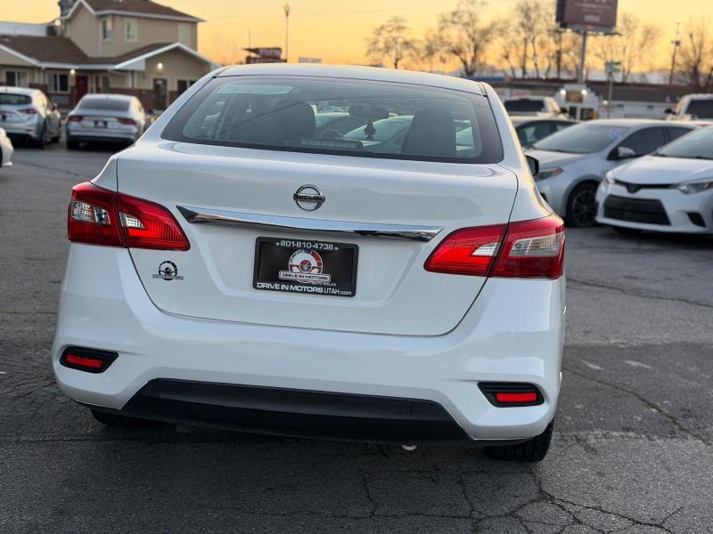 Nissan Sentra FE+ S 2016