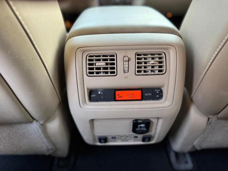 Nissan Pathfinder Platinum 4WD 2017