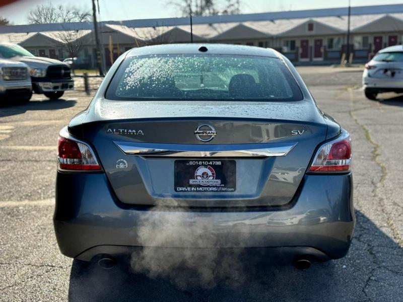Nissan Altima 2.5 SV 2015